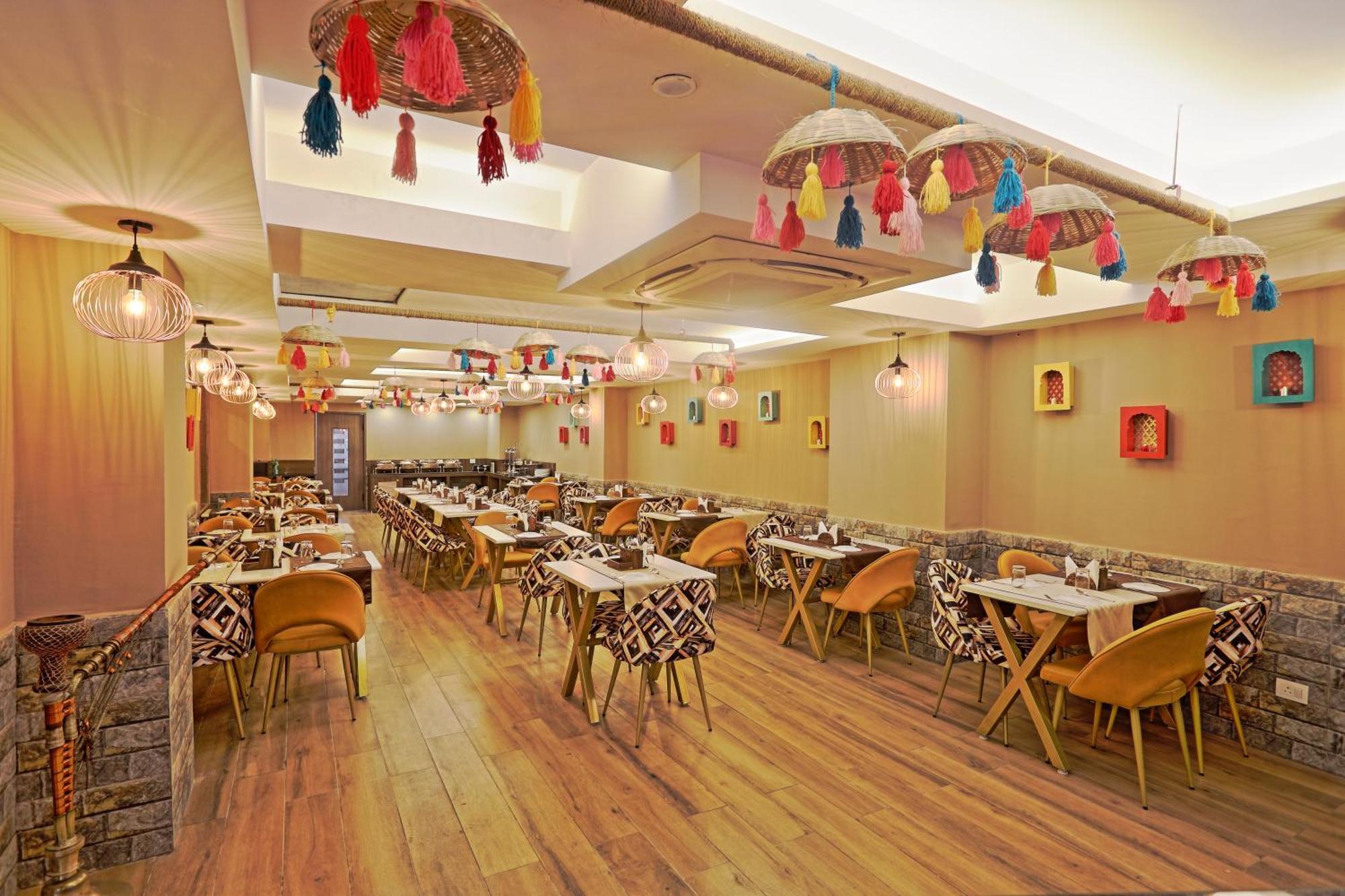 Hotel Oxmo Delhi Airport With Free Airport Transsfer New Delhi Exteriör bild