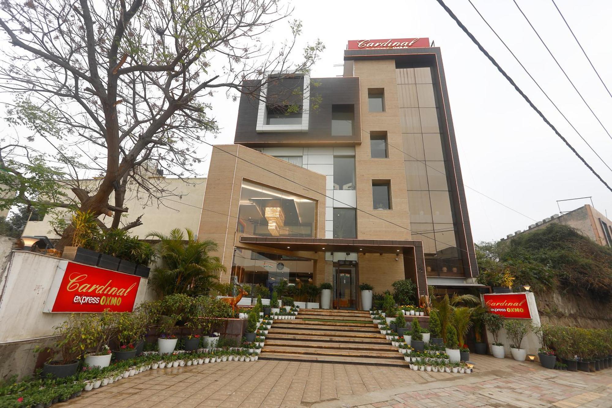 Hotel Oxmo Delhi Airport With Free Airport Transsfer New Delhi Exteriör bild