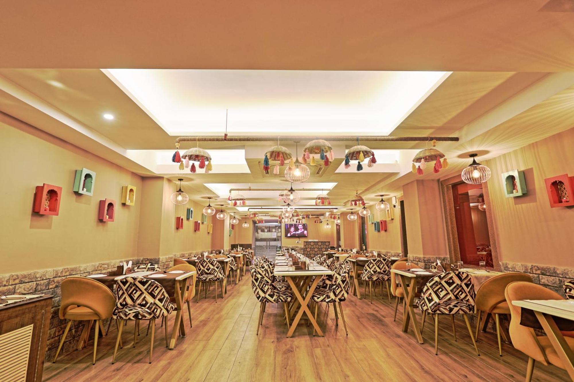 Hotel Oxmo Delhi Airport With Free Airport Transsfer New Delhi Exteriör bild