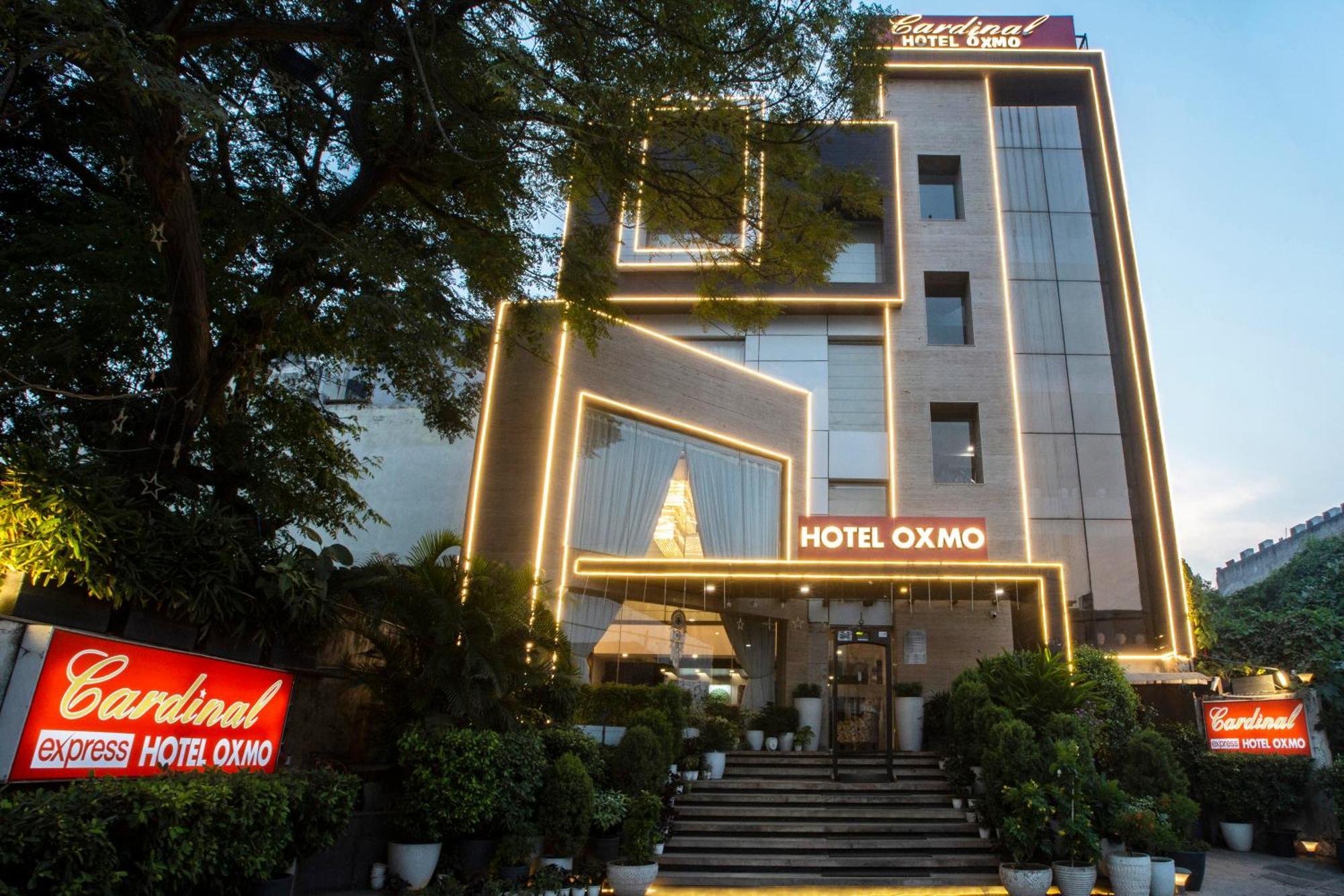 Hotel Oxmo Delhi Airport With Free Airport Transsfer New Delhi Exteriör bild