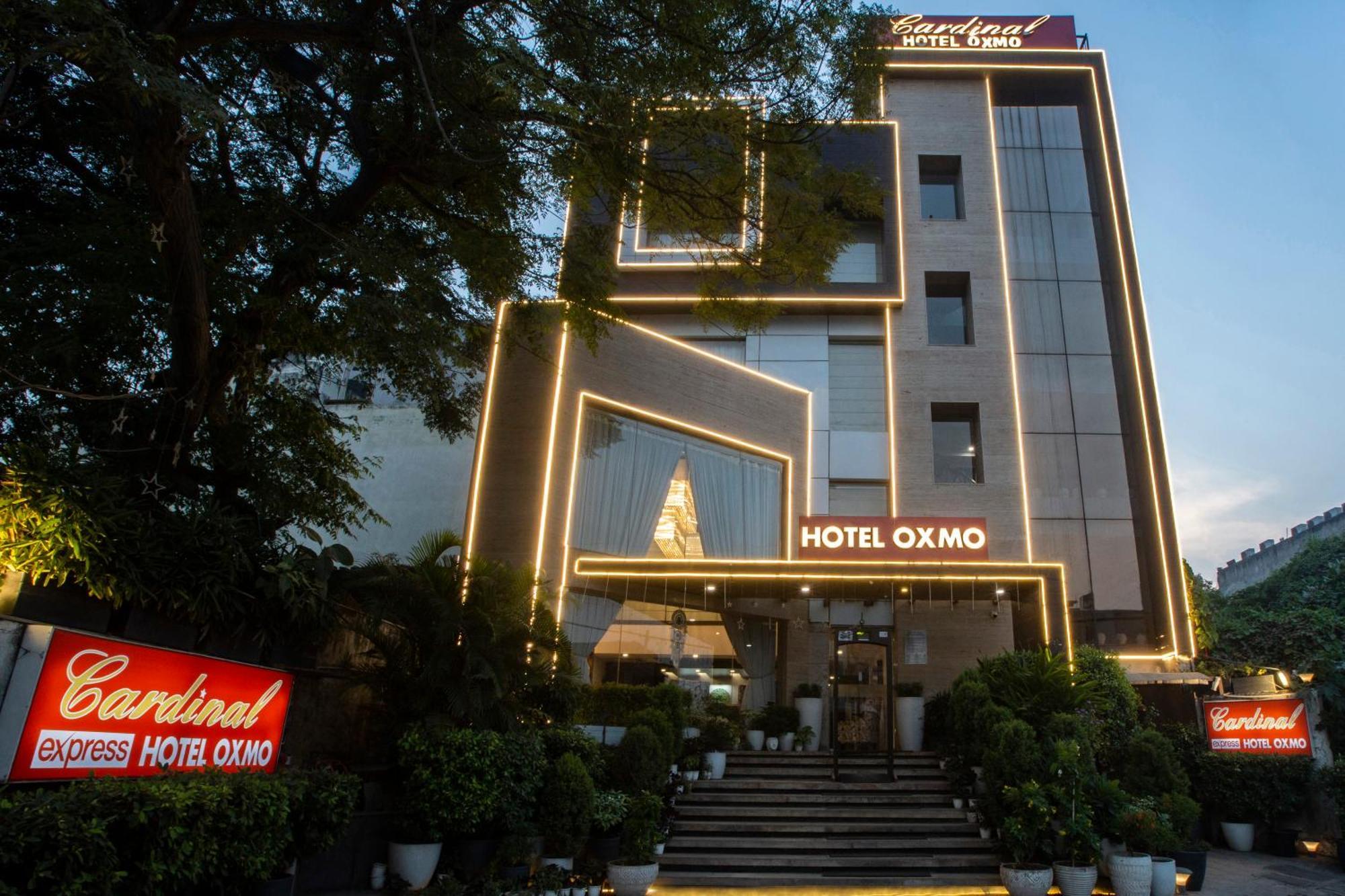 Hotel Oxmo Delhi Airport With Free Airport Transsfer New Delhi Exteriör bild
