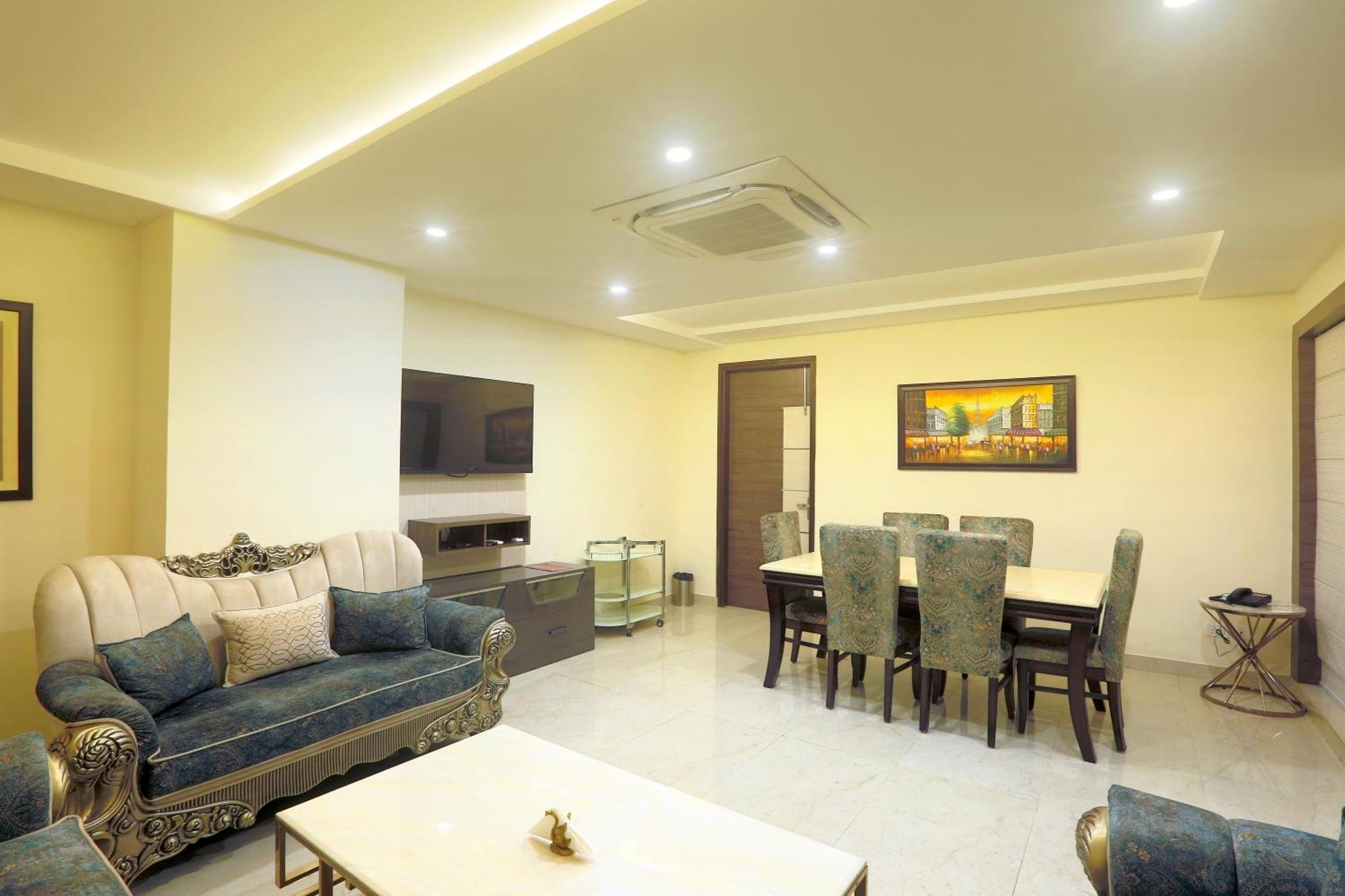Hotel Oxmo Delhi Airport With Free Airport Transsfer New Delhi Exteriör bild