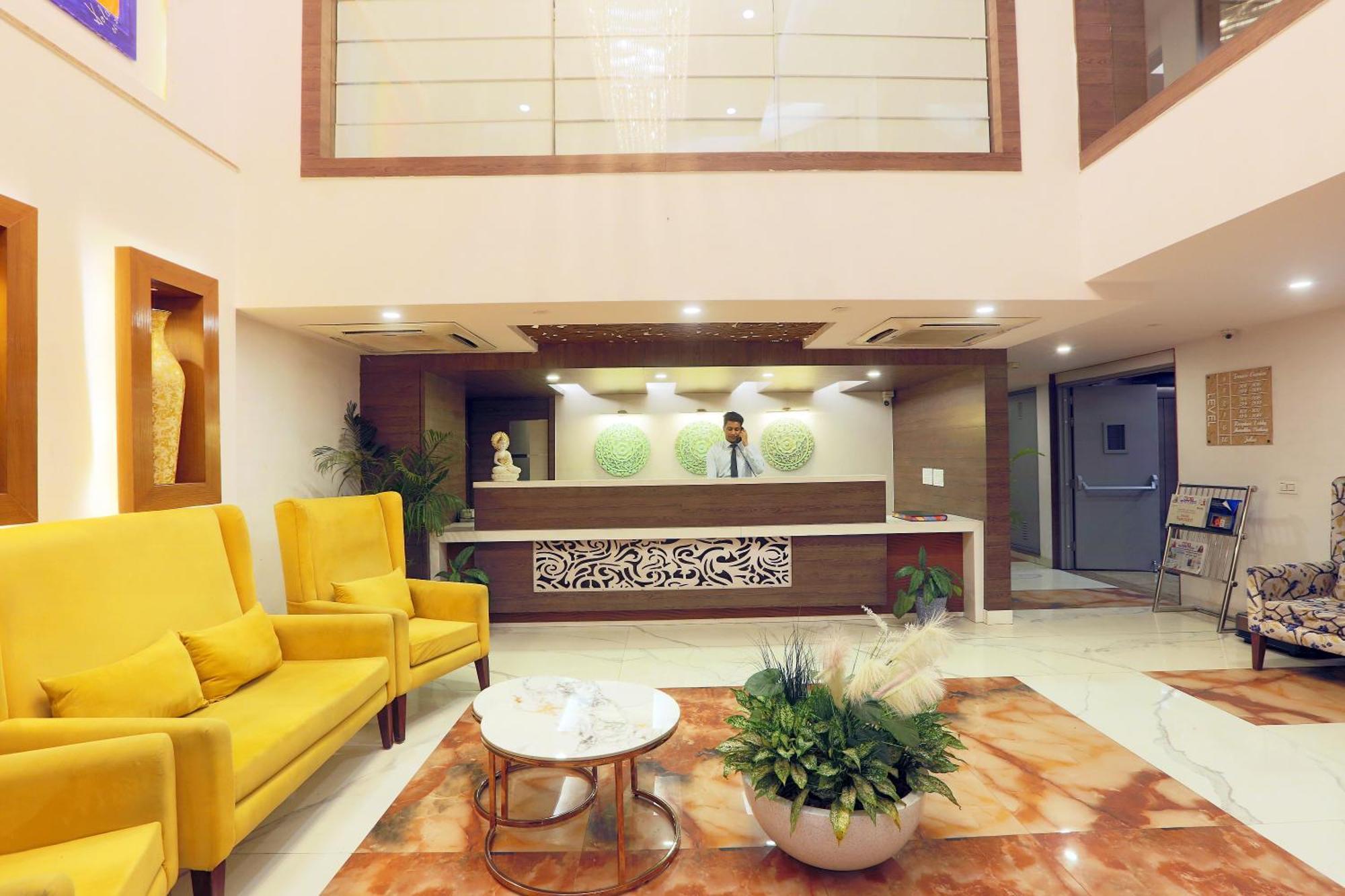 Hotel Oxmo Delhi Airport With Free Airport Transsfer New Delhi Exteriör bild