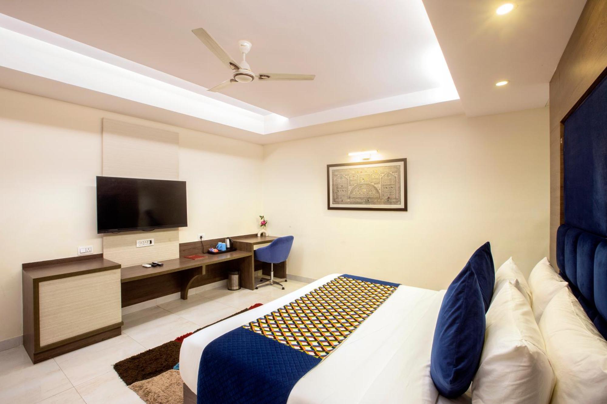 Hotel Oxmo Delhi Airport With Free Airport Transsfer New Delhi Exteriör bild