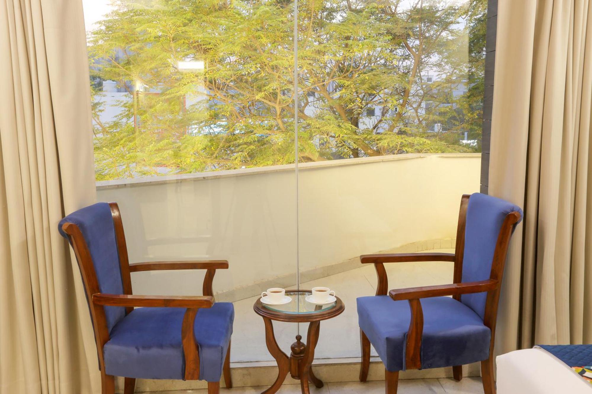Hotel Oxmo Delhi Airport With Free Airport Transsfer New Delhi Exteriör bild